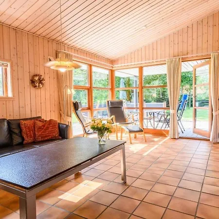 Holiday Lxxvi Ferienhaus
